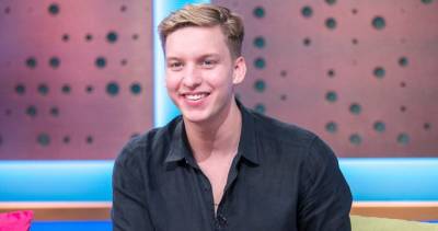 George Ezra announces he's going to release a "Christmas banger" - www.officialcharts.com