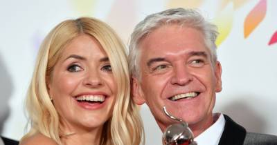 Phillip Schofield shares pride for 'bestie' Holly Willoughby as she goes solo on stage - www.manchestereveningnews.co.uk