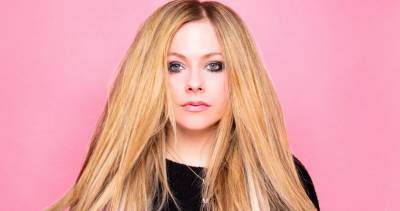 Avril Lavigne signs a new record deal, new music could be on the way "next week" - www.officialcharts.com
