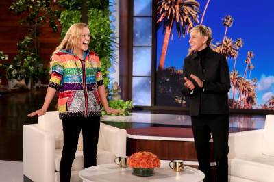 JoJo Siwa Talks Being A ‘Gay Icon’ With Ellen DeGeneres: ‘It Feels Amazing’ - etcanada.com