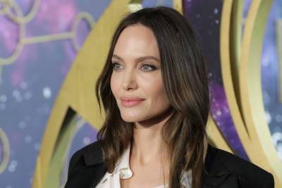 Angelina Jolie Talks On-Set Gun Safety After ‘Rust’ Tragedy: ‘You Have To Take It Very Seriously’ - etcanada.com