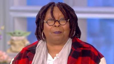 ‘The View’ Fans Applaud Whoopi Goldberg for Chowing Down During Padma Lakshmi Interview: ‘No Questions, Just Vibes’ - thewrap.com