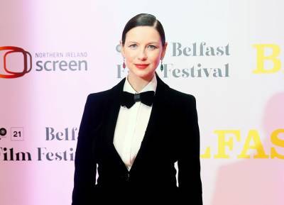 Caitríona Balfe suits up for the Irish premiere of Belfast with co-star Jamie Dornan - evoke.ie - county Hall - Ireland - city Belfast