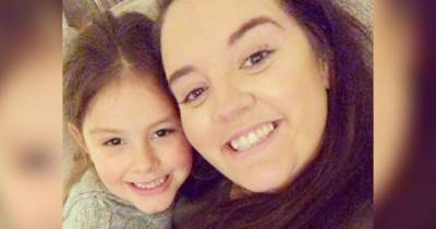 Quick-thinking girl, 7, saves her mum as she collapsed with sepsis infection - www.manchestereveningnews.co.uk - Britain