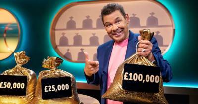 Craig Charles mocks Pointless as he hosts new £1m gameshow Moneybags - everything you need to know - www.manchestereveningnews.co.uk