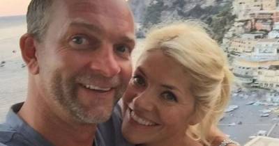 Holly Willoughby shares rare details on marriage to husband Dan including explosive arguments - www.manchestereveningnews.co.uk