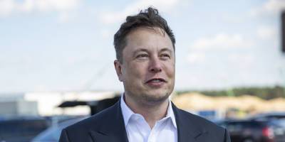 Elon Musk Says He'll Sell 10% of His Tesla Stock if Twitter Votes for Him to Do So - www.justjared.com