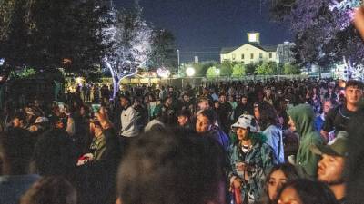 Crowd surge kills at least 8 at Houston music festival - abcnews.go.com - Houston