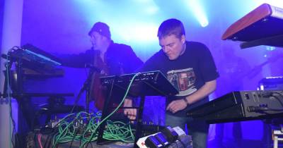 Tributes paid to 'pioneer' 808 State bassist Andrew Barker who has died aged 53 - www.manchestereveningnews.co.uk - Britain - Manchester
