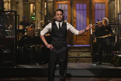 Kieran Culkin Finally Gets His ‘SNL’ Shoulder Lift 30 Years Later - etcanada.com