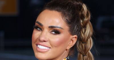 Katie Price unfollows ex-husband Peter Andre on social media - www.ok.co.uk