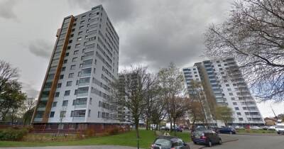 Replacement of ‘potentially dangerous’ cladding delayed again after three-year saga - www.manchestereveningnews.co.uk