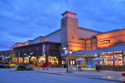 Landmark Takes Over Former Arclight Cinemas Glen Town Center Location In Illinois - deadline.com - Illinois