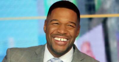 Michael Strahan 'might wear a diaper' while going to space - www.wonderwall.com