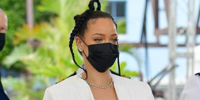 Rihanna Says She's 'Bajan To The Bone' After Being Awarded A Medal During Barbados National Honors Ceremony - justjared.com - Barbados