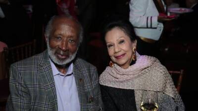 Jacqueline Avant, Wife Of Music Exec Clarence Avant & Mother-In-Law Of Ted Sarandos, Killed In Home Invasion Robbery - deadline.com