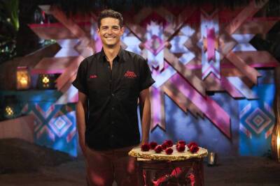 Wells Adams Tops Pizza Competition Series ‘Best In Dough’ For Hulu - deadline.com - county Wells