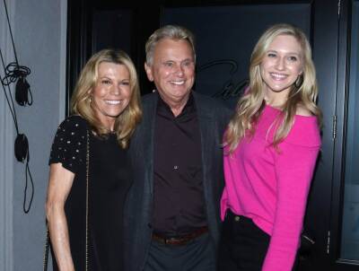 Pat Sajak’s Daughter Maggie Reveals Vanna White Gave Her A ‘Little Tutorial’ Before She Filled In As Letter Turner On ‘Wheel Of Fortune’ - etcanada.com