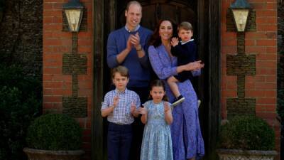 Prince William and Kate Middleton's New Christmas Card Offers Rare Look at a Family Vacation - www.glamour.com - Jordan - Charlotte