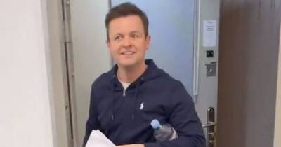 Declan Donnelly - Frankie Bridge - Ant pranks co-host Dec by replacing his dinner with I'm A Celebrity rations - ok.co.uk