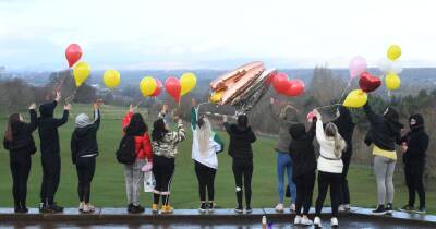Heartbroken pals of tragic teen Amber Gibson release balloons in poignant tribute - www.dailyrecord.co.uk - Scotland