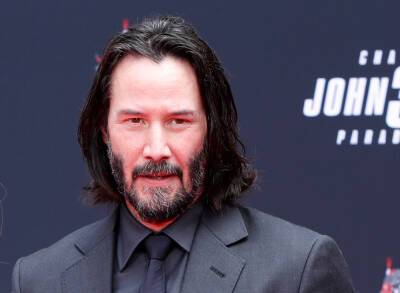 Keanu Reeves Appears To Get Turned On About The Idea Of Virtual Reality Sex - etcanada.com