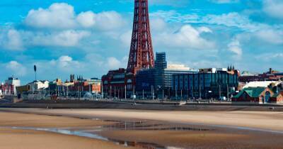 BREAKING: Blackpool Tower evacuated with firefighters at the scene - www.manchestereveningnews.co.uk - Manchester