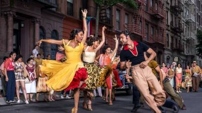 Steven Spielberg - Tony Kushner - Spielberg 'West Side Story' debuts weakly with $10.5M - abcnews.go.com - New York
