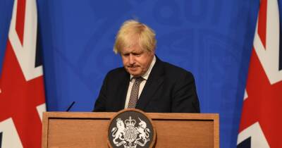 Boris Johnson announces national booster for all amid 'Omicron tidal wave' - www.dailyrecord.co.uk - Britain