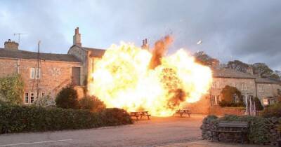 Emmerdale's Woolpack pub engulfed in flames in explosive Christmas Day first look - www.ok.co.uk