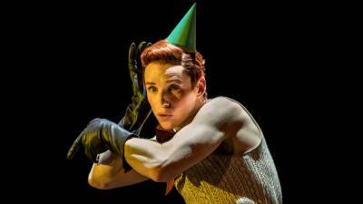 ‘Cabaret’ Review: Eddie Redmayne Dazzles in Triumphant West End Revival - variety.com
