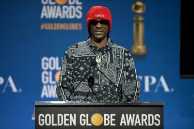Snoop Dogg Humours Twitter As He Mispronounces Multiple 2022 Golden Globe Nominees - etcanada.com