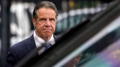 NY ethics board tells former Gov. Cuomo to return book money - abcnews.go.com - USA