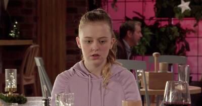Daniel Osbourne - Duncan James - Summer Spellman - Daisy Midgeley - Corrie fans heartbroken over teen eating disorder storyline - manchestereveningnews.co.uk