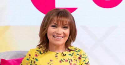 Lorraine Kelly - Adele - Lorraine - ITV's Lorraine Kelly shows off long blonde hair and glam makeup in Adele transformation - ok.co.uk