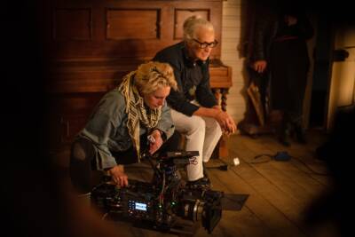 Jane Campion Enjoys Films On Her iPad But Says Watching On A Phone Is A Line She Won’t Cross - theplaylist.net