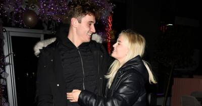 Bethany Platt - Lucy Fallon - Ryan Ledson - Lucy Fallon exchanges the look of love with her footballer boyfriend as they cuddle up in Manchester - manchestereveningnews.co.uk - Manchester