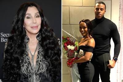 ‘Crazy woman’ Cher secretly snaps couple who didn’t recognize legend - nypost.com - Houston