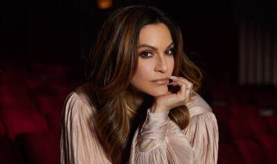 Get to Know Broadway Star & Singer Shoshana Bean with These 10 Fun Facts! (Exclusive) - justjared.com - Los Angeles - New York