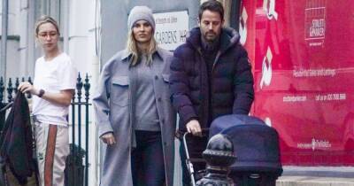 Jamie Redknapp - Frida Andersson - Jamie Redknapp and wife Frida wrap up for winter stroll with newborn son Raphael - ok.co.uk