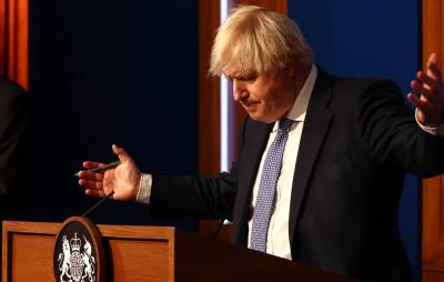 Boris Johnson has no plans to “stop parties” as Omicron cases rise - www.nme.com