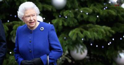 Queen cancels annual Christmas family party amid fears about Omicron variant - www.dailyrecord.co.uk