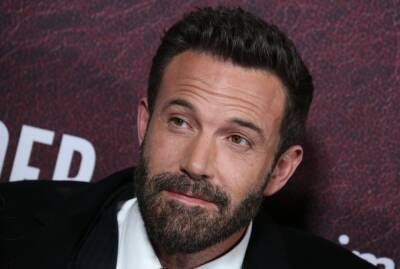 Ben Affleck Talks Becoming A Tabloid Star And Dealing With Paprazzi: ‘It Was Like Hell’ - etcanada.com