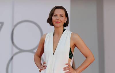 Maggie Gyllenhaal opens up about the “complicated experience” of motherhood - www.nme.com
