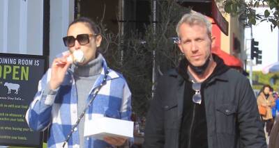 Gal Gadot Enjoys an Ice Cream Cone While Out with Husband Yaron Varsano - www.justjared.com - Los Angeles - Israel