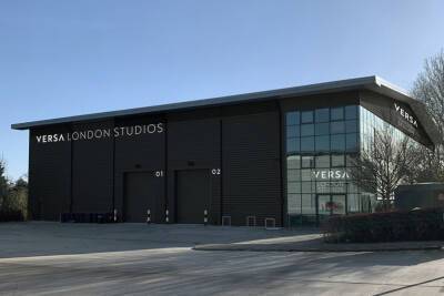 Yet Another UK Studio Opens: Versa London Hosts Simon Cowell ITV Format ‘Walk The Line’ - deadline.com - Britain - Manchester