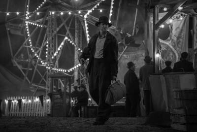 ‘Nightmare Alley’ Black-And-White Release Will Ratchet Up The Noir - deadline.com - Los Angeles