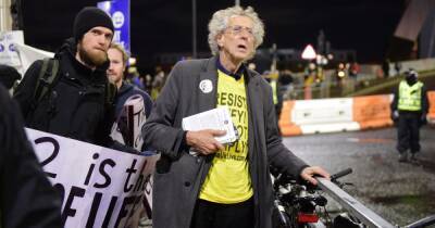 Piers Corbyn arrested after urging crowd to 'burn down' offices of MPs - www.dailyrecord.co.uk