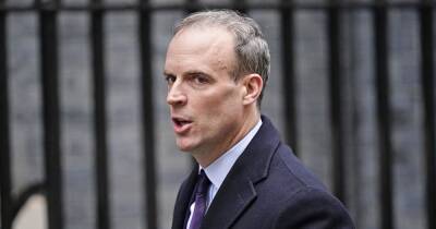 Dominic Raab defends Downing Street garden picture saying gathering 'was not against regulations' - www.manchestereveningnews.co.uk