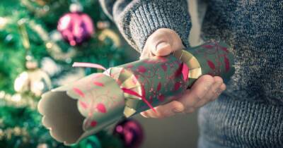 Schools ban children using glitter and Christmas crackers to be eco-friendly - www.dailyrecord.co.uk - Britain
